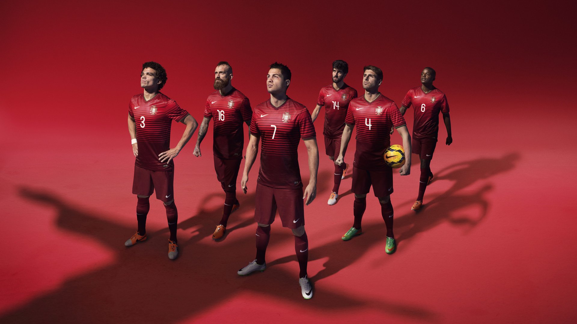 内马尔意外战胜尤文图斯，重返赛场引爆全场！热度持续攀升